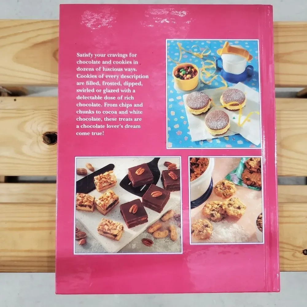Tupperware Chocolate Lover's Cookies Hardcover Cookbook Baking Recipe Book